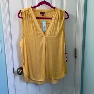 Brand new Vince Camuto top
